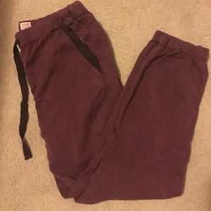 Maroon Soft jogger plants